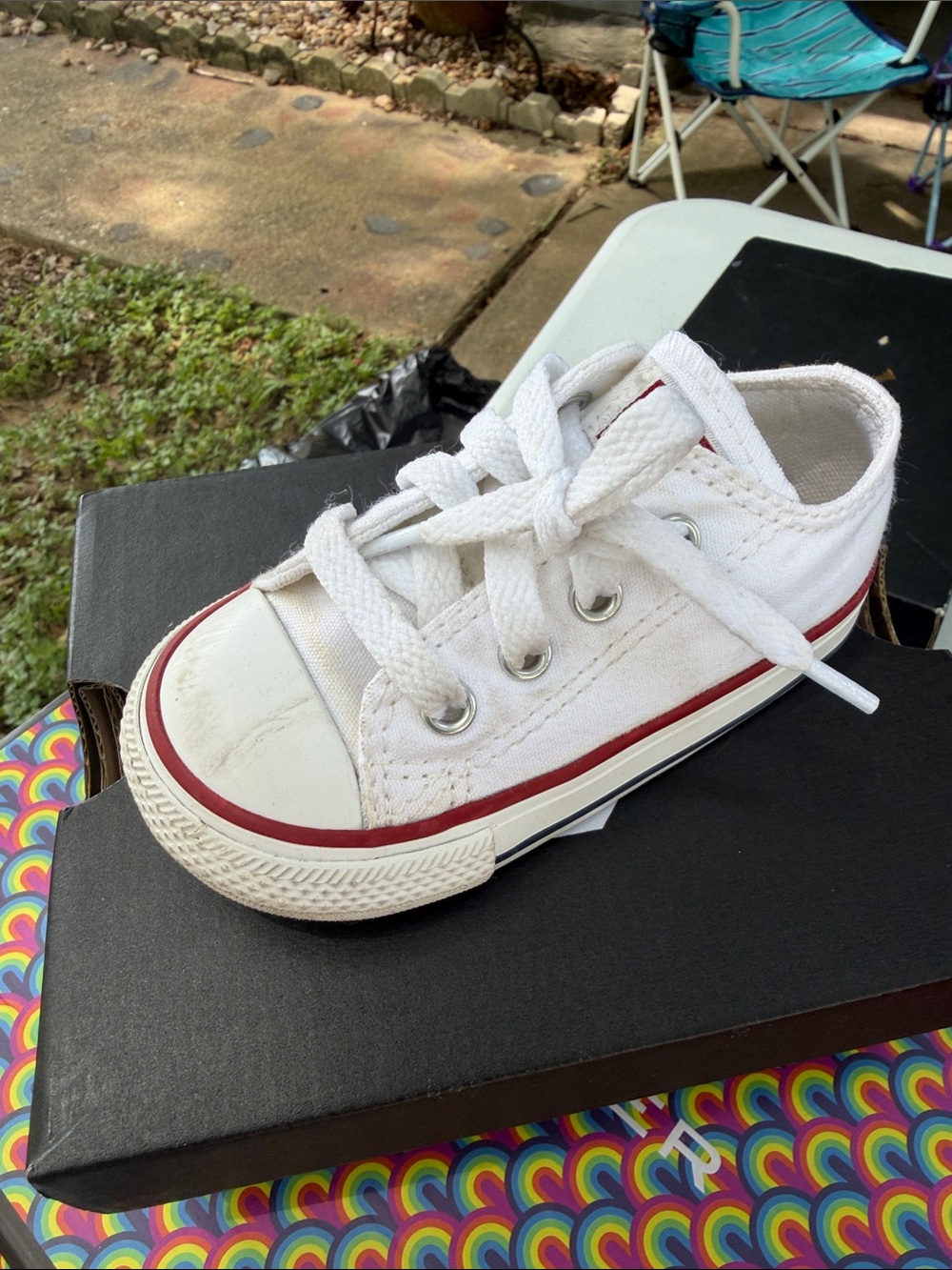 Converse Kids White Canvas Low-Top Sneakers with Red Trim